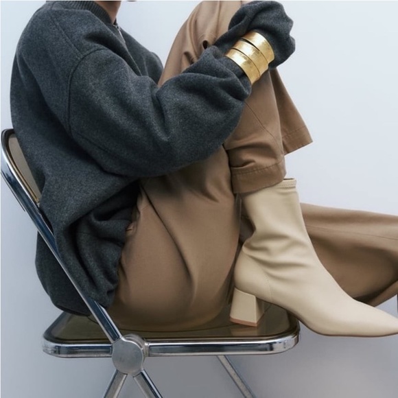 ZARA Ivory Soft Leather High Heeled Ankle Boots - Picture 3 of 16